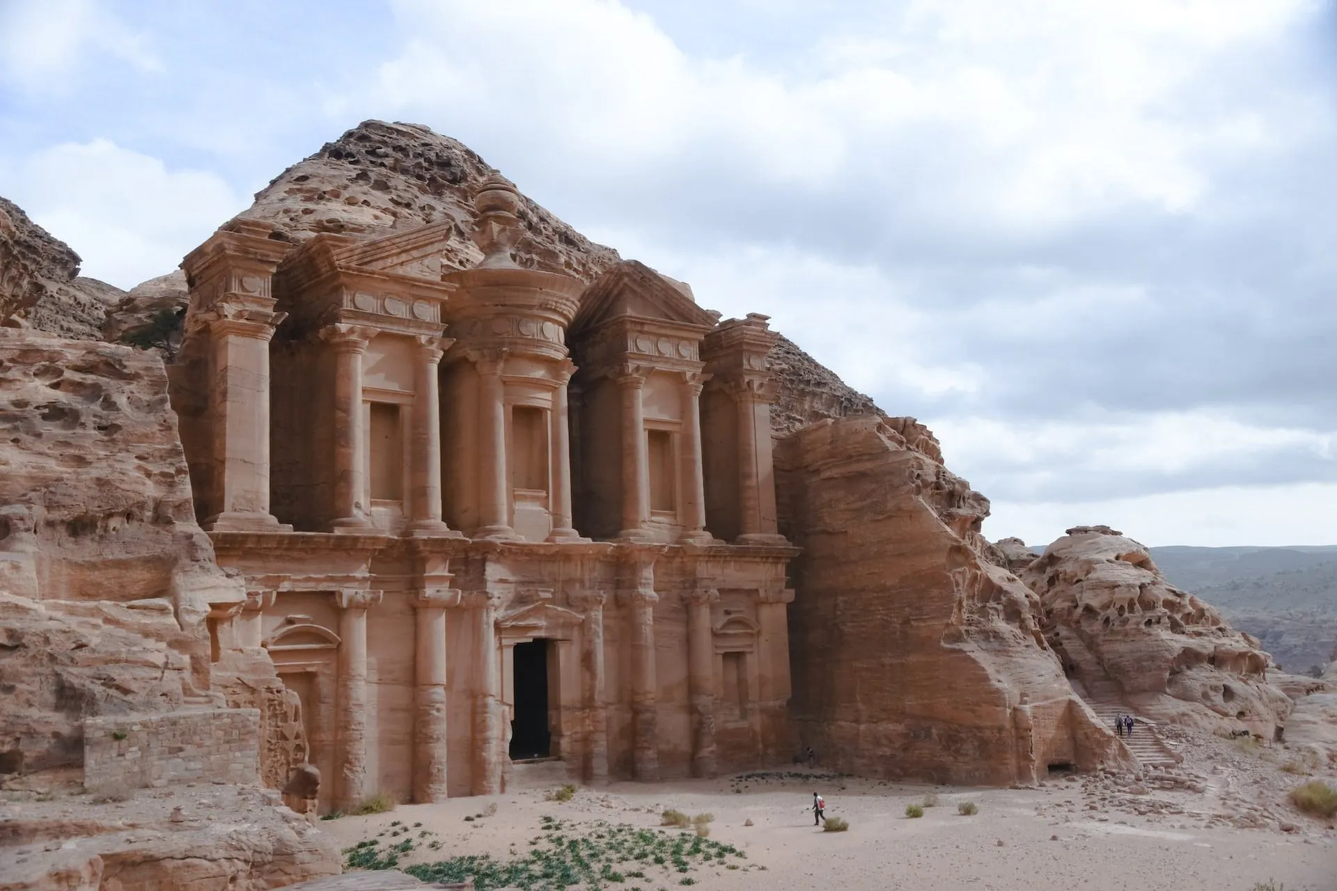 mar morto mini tour giordania giordania partenza terra promessa gruppo petra viaggio wadi rum mar morto 5 giorni petra wadi rum mar