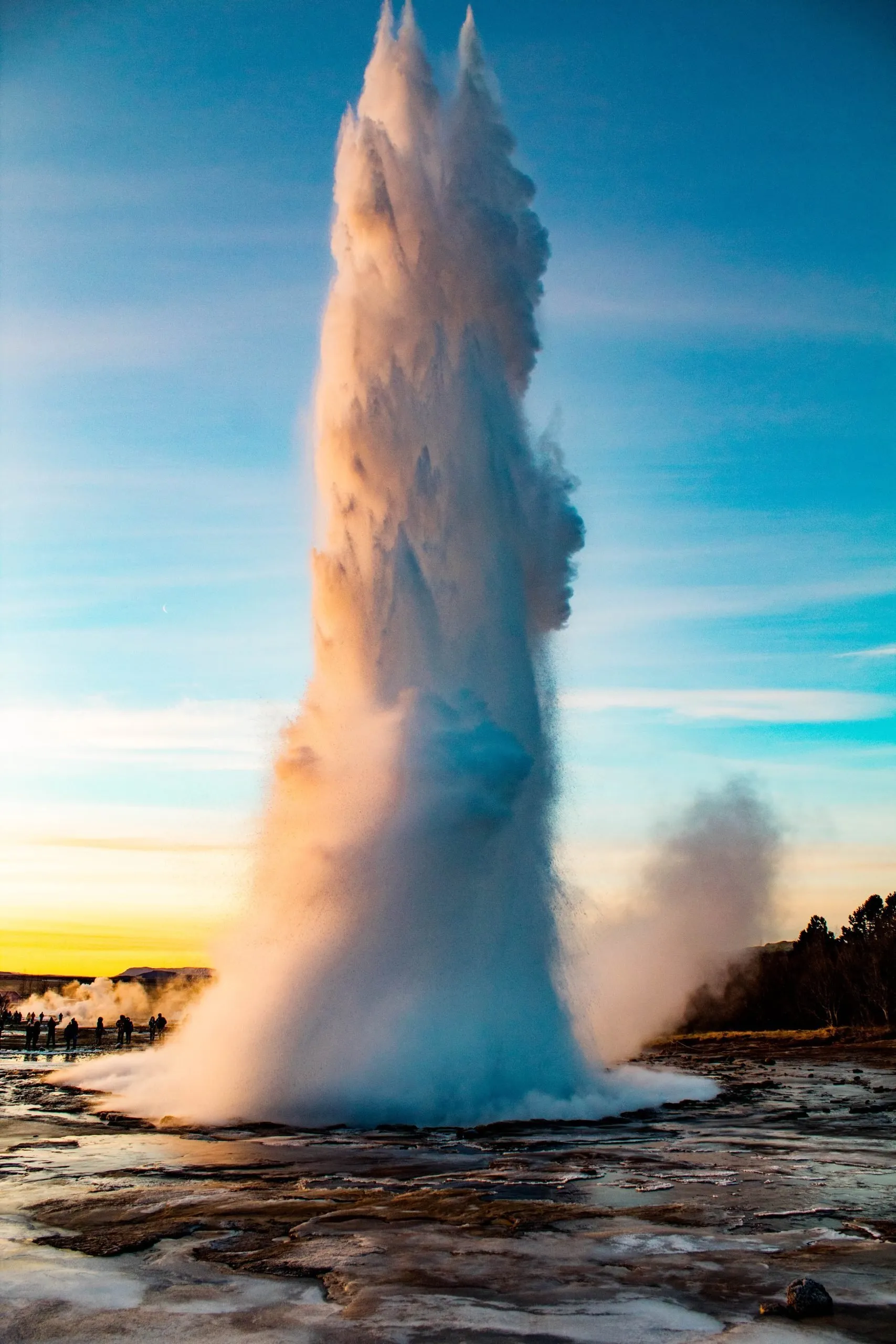 Le meraviglie nascoste di Yellowstone: scopri le oasi incantate oltre la Grand Prismatic Spring