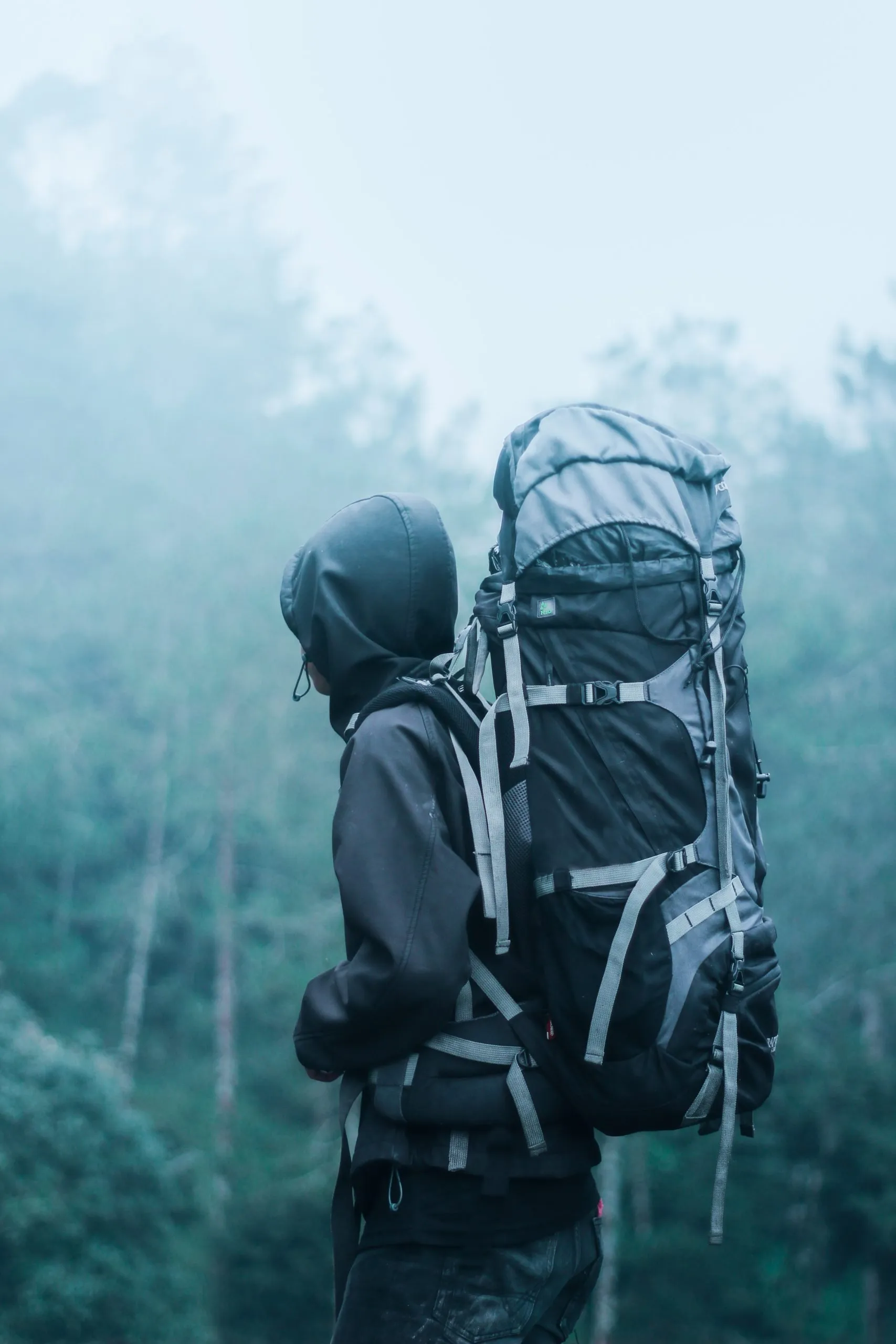 Guida completa al bagaglio per il trekking: cosa mettere per un’avventura all’aria aperta