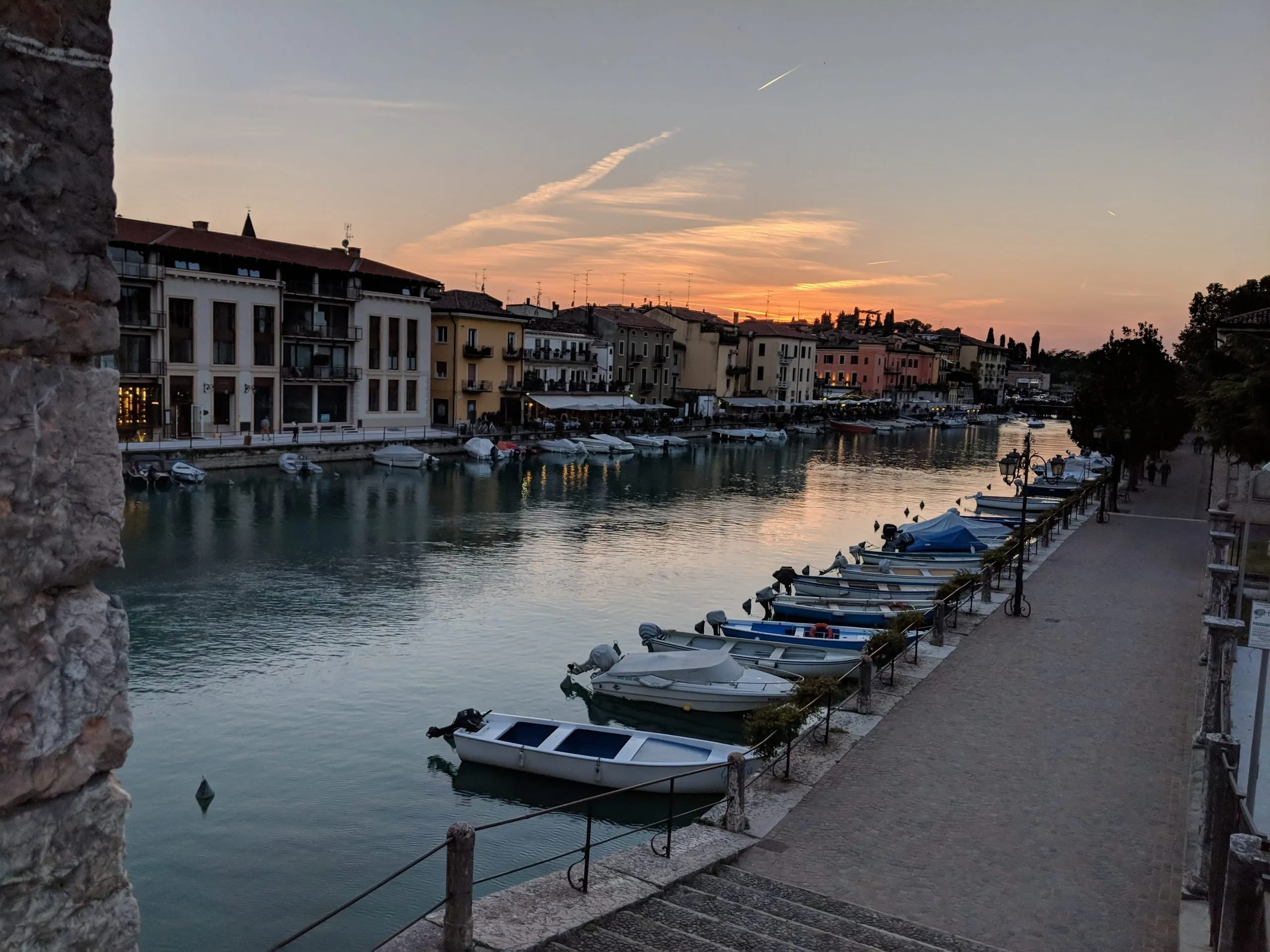Peschiera del Garda via Dante