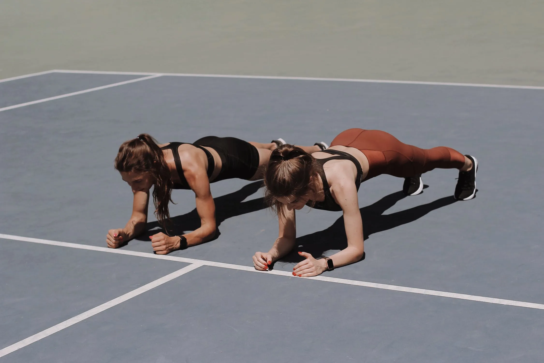 Gli sport da fare in compagnia: quando l’attività fisica diventa divertimento