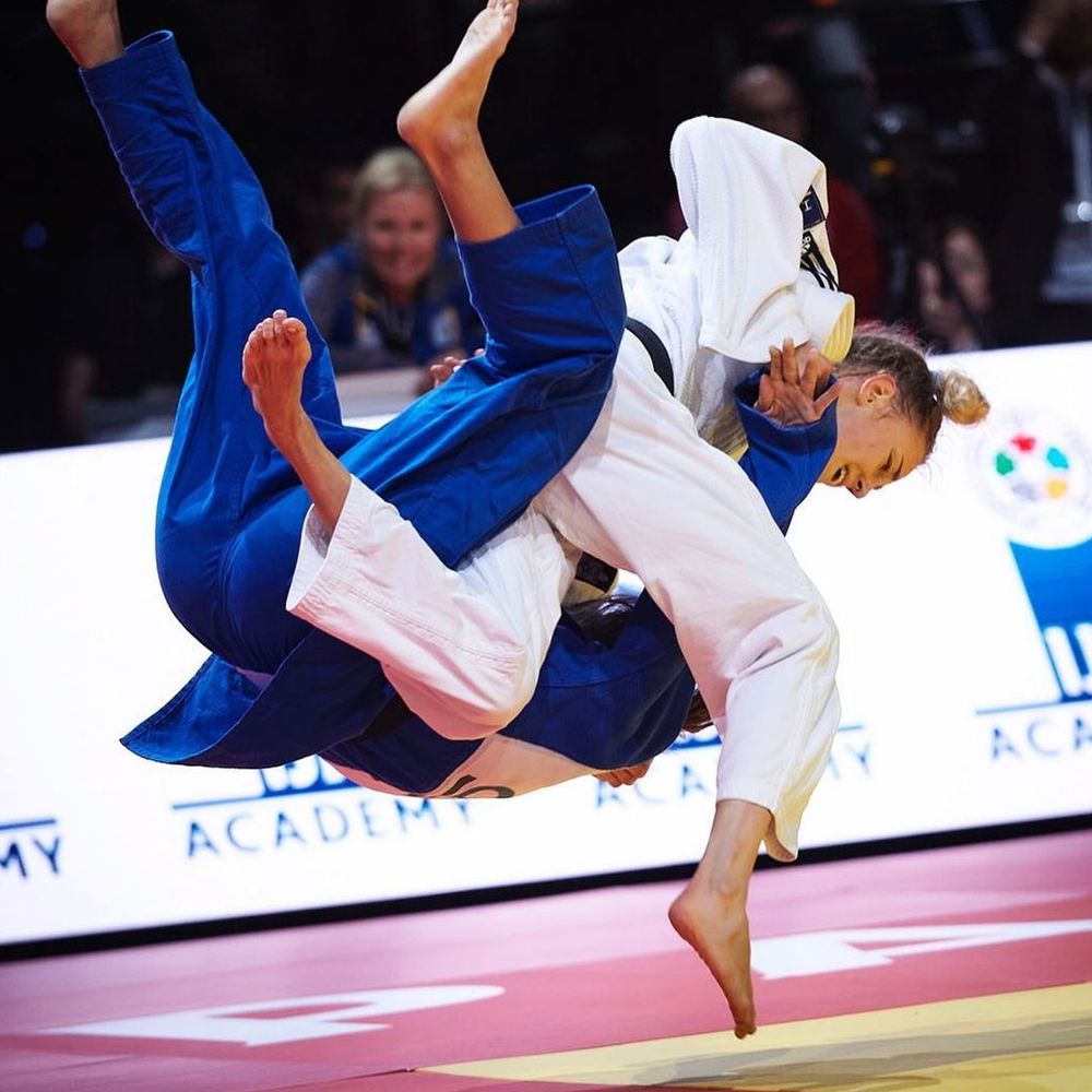 Kimono Judo: perché i judogi sono bianchi o blu?