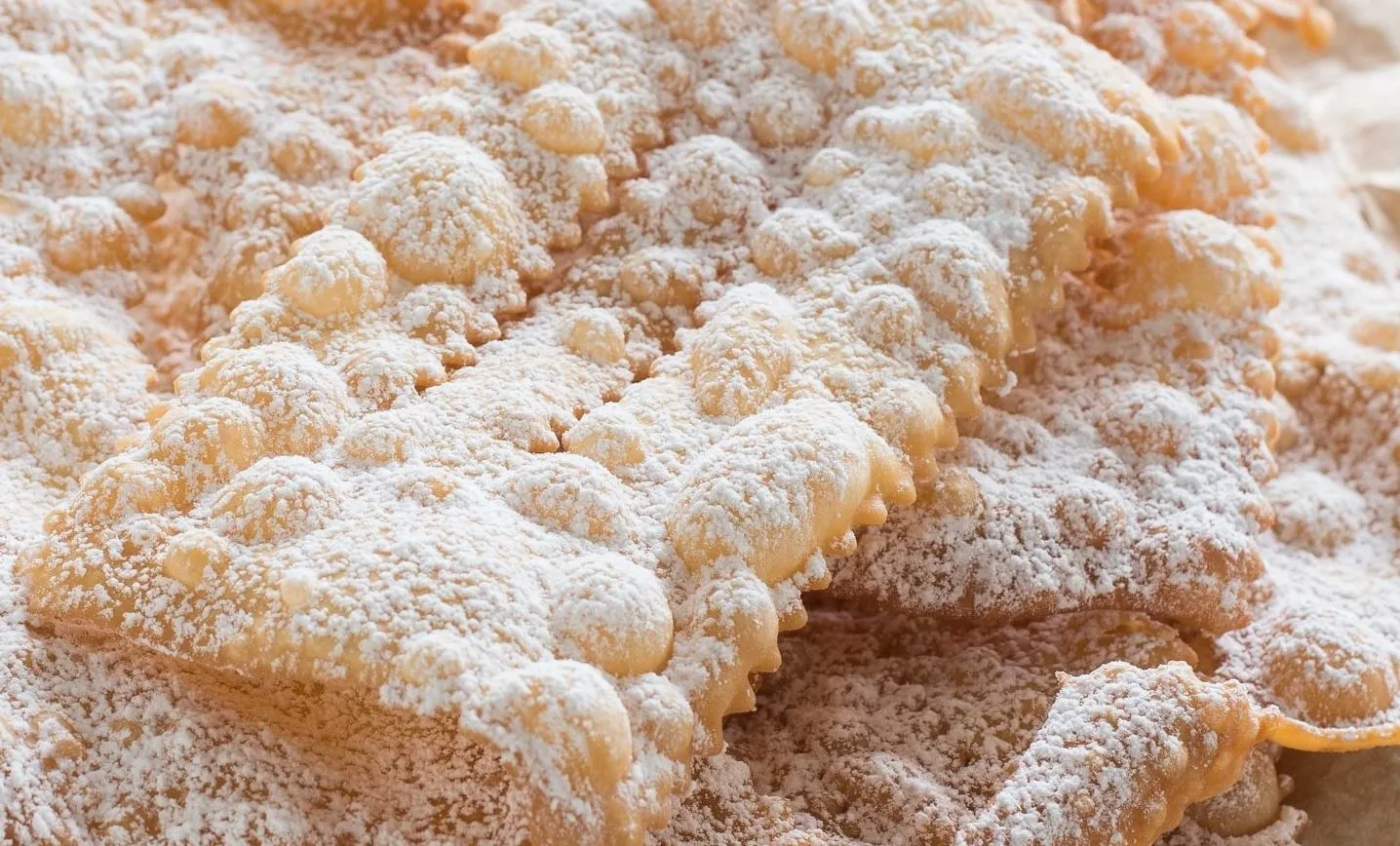 Chiacchiere o bugie, dolce tipico del carnevale
