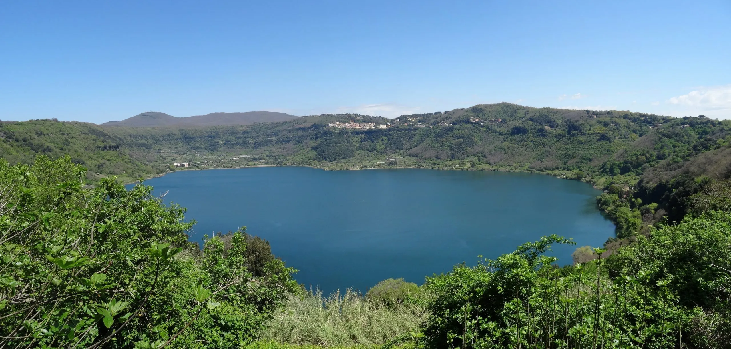 laghi castelli romani