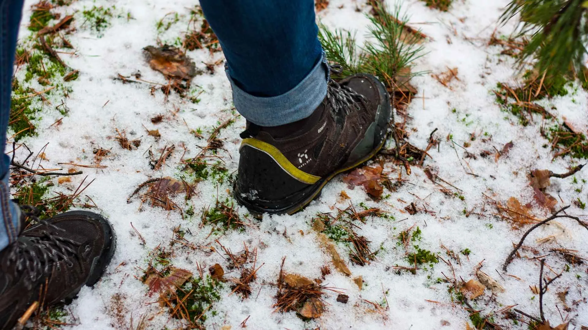 trekking in montagna scarpe adatte scarpe trekking neve