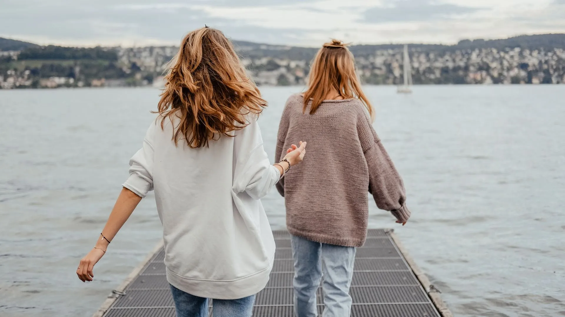 vita sociale una parte età contatti cambiamenti cosa qualcuno successo contatto nessuno donne qualcosa modo paura