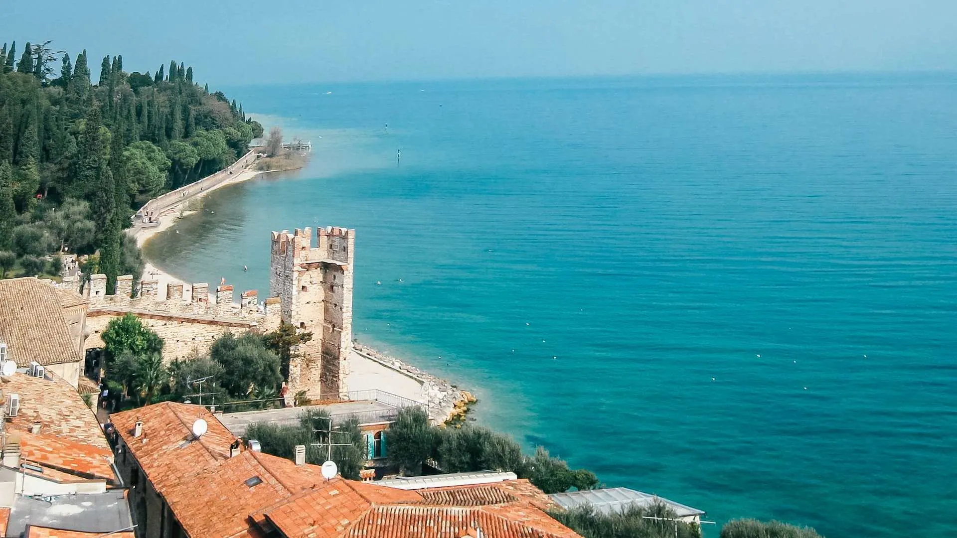 lago di garda spiaggia