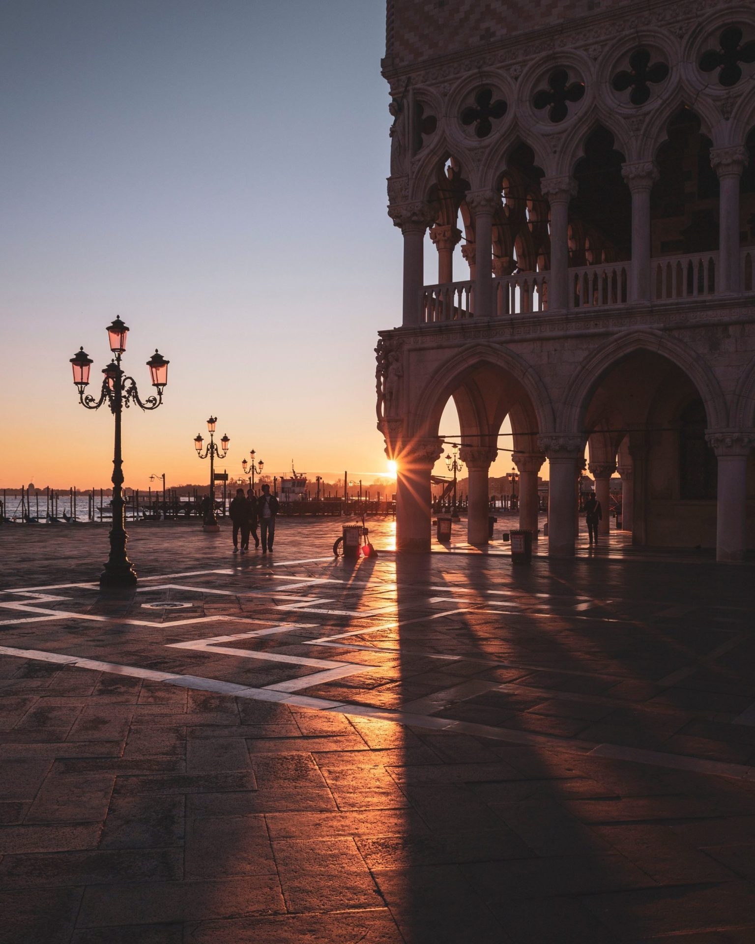 Venezia: scopri i migliori parcheggi e segreti nascosti per un’esperienza senza stress!