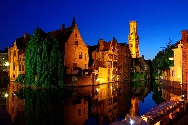 Bruges by night