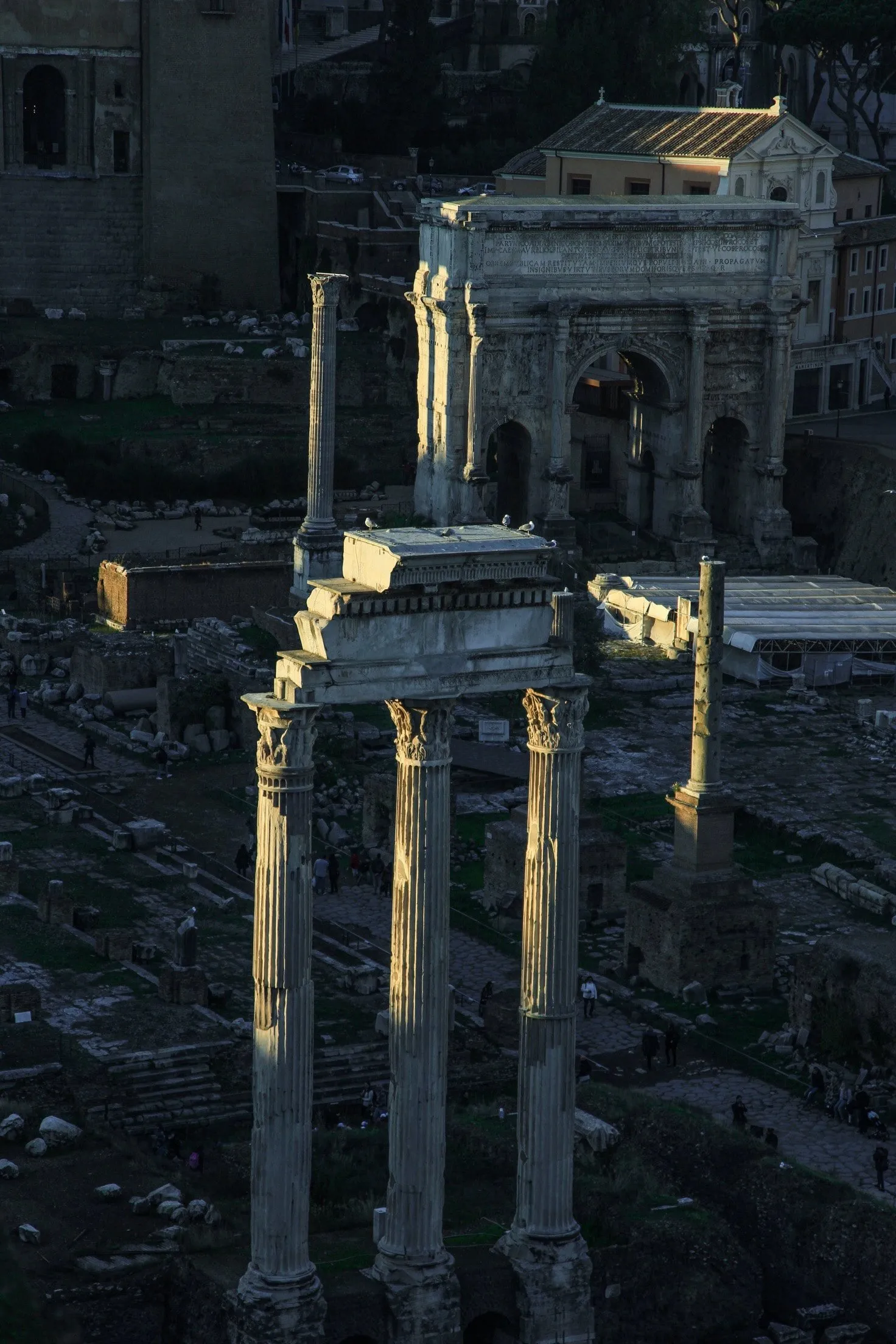 Gli Aperitivi più Raffinati dell’EUR a Roma