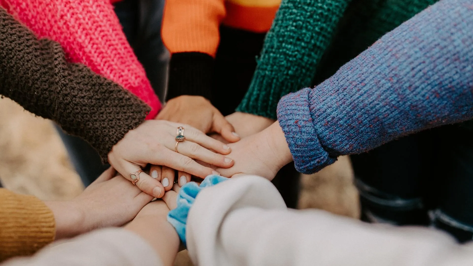 Come conoscere persone con gli stessi interessi: cosa bisogna sapere