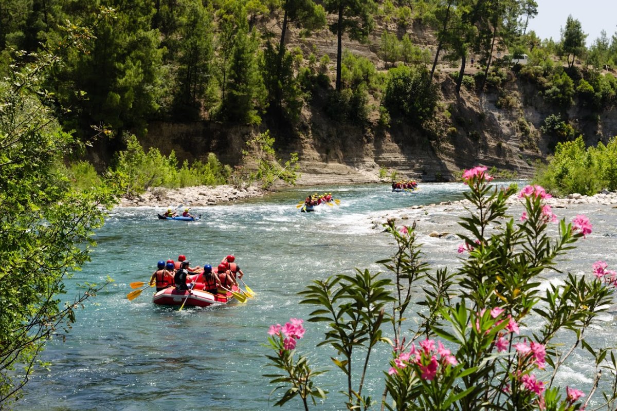 Rafting nel Fiume Adige e Valpolicella in Bici Elettrica