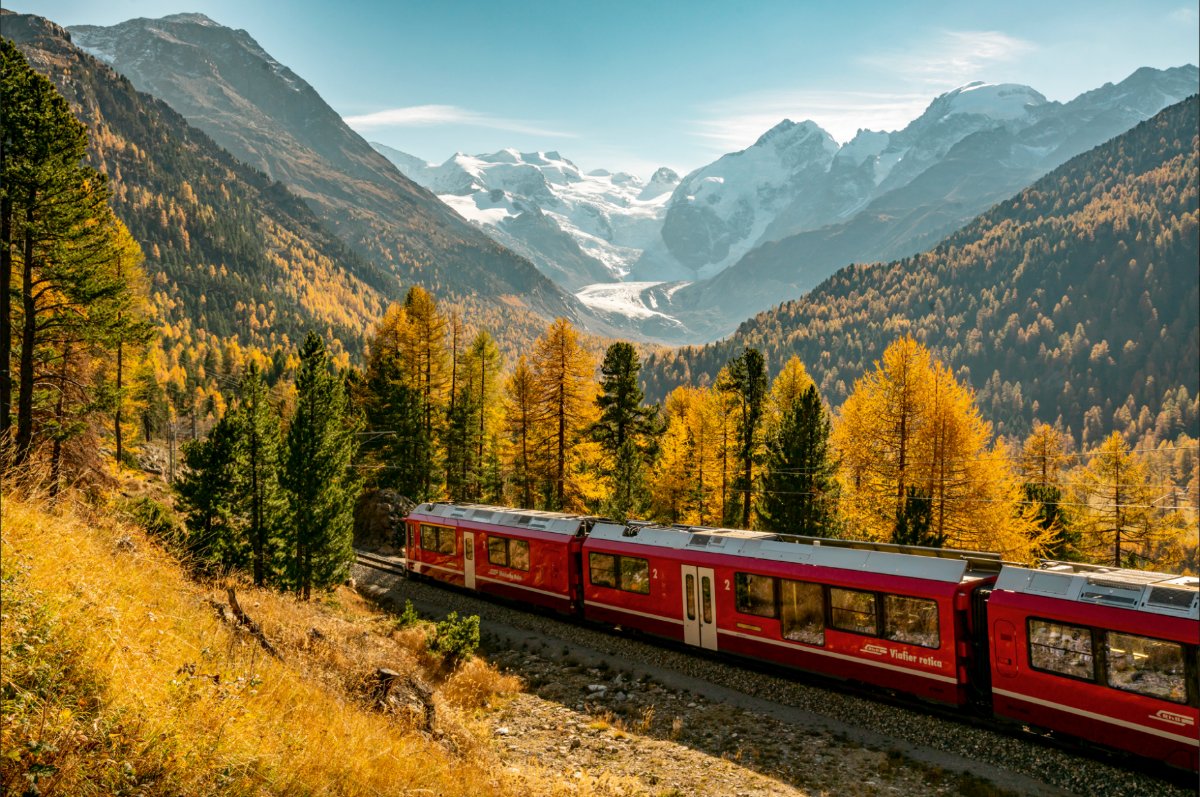 TRENINO DEL BERNINA: weekend tra Tirano e St. Moritz