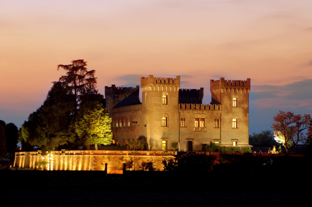 Festa di Primavera: Cena e Dj Set al Castello Bevilacqua