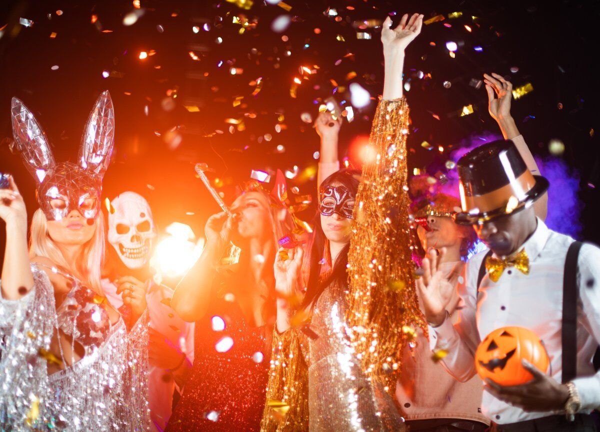 Halloween Party in Hotel 4 Stelle a Bologna con Pernottamento e Passeggiata in Centro