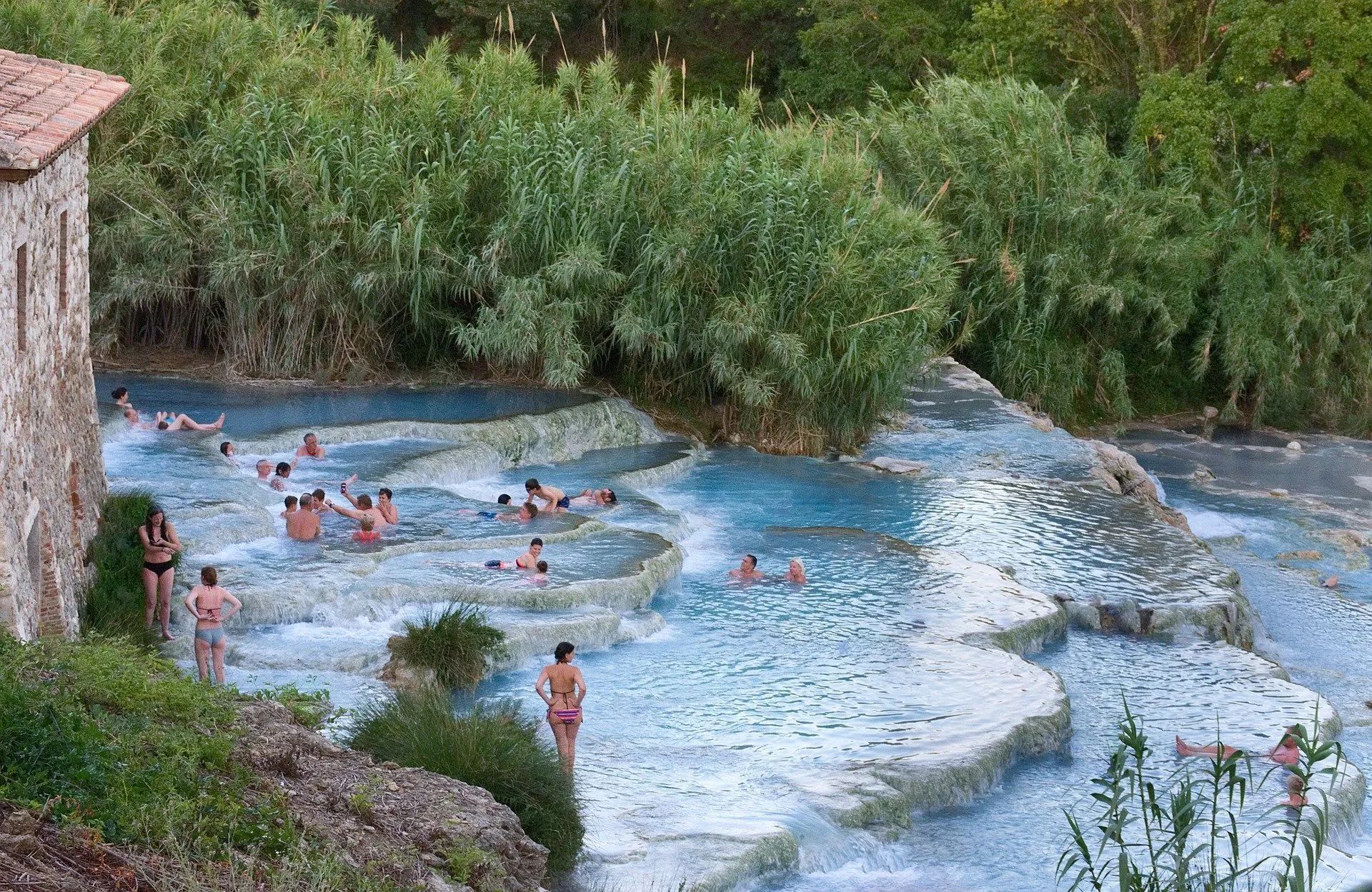 Free Thermal Baths in Italy