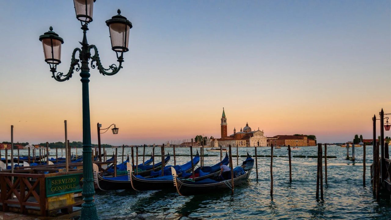 Travel Photography: The Art of Telling Stories Through Images