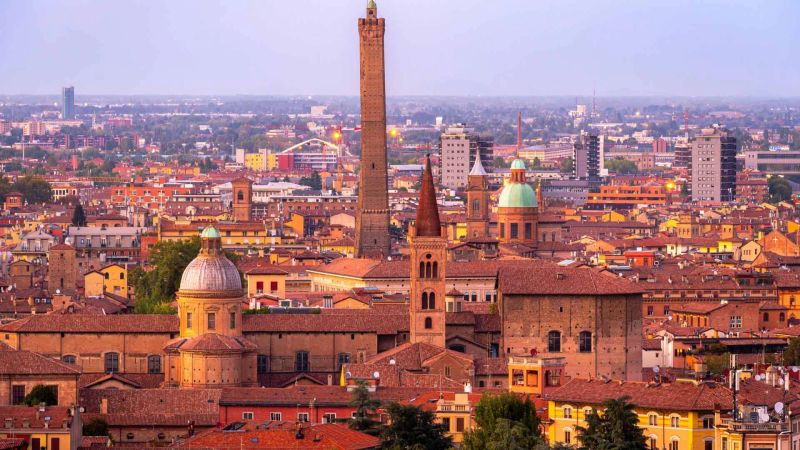 meeting new people bologna square monuments towers