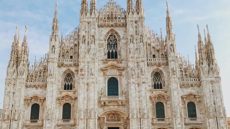 7 Extraordinary Places to Go Trekking in Italy