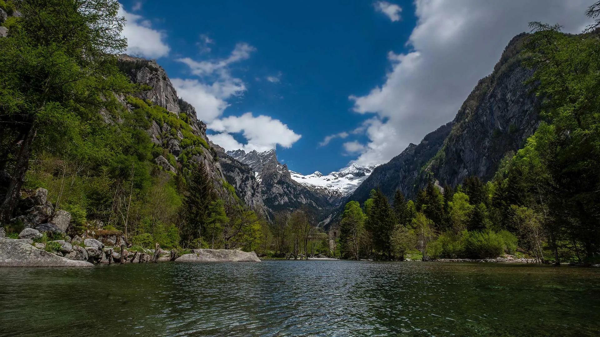 val di mello hikes