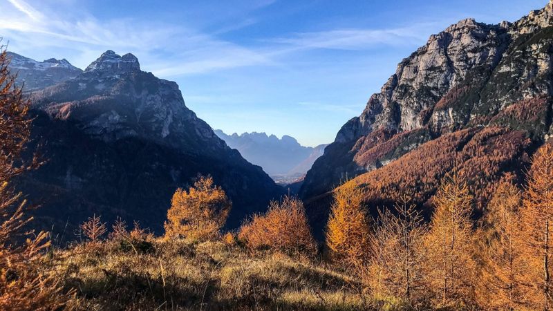 Discover the Enchanting Agordino: A Mountain Paradise Not to Be Missed!