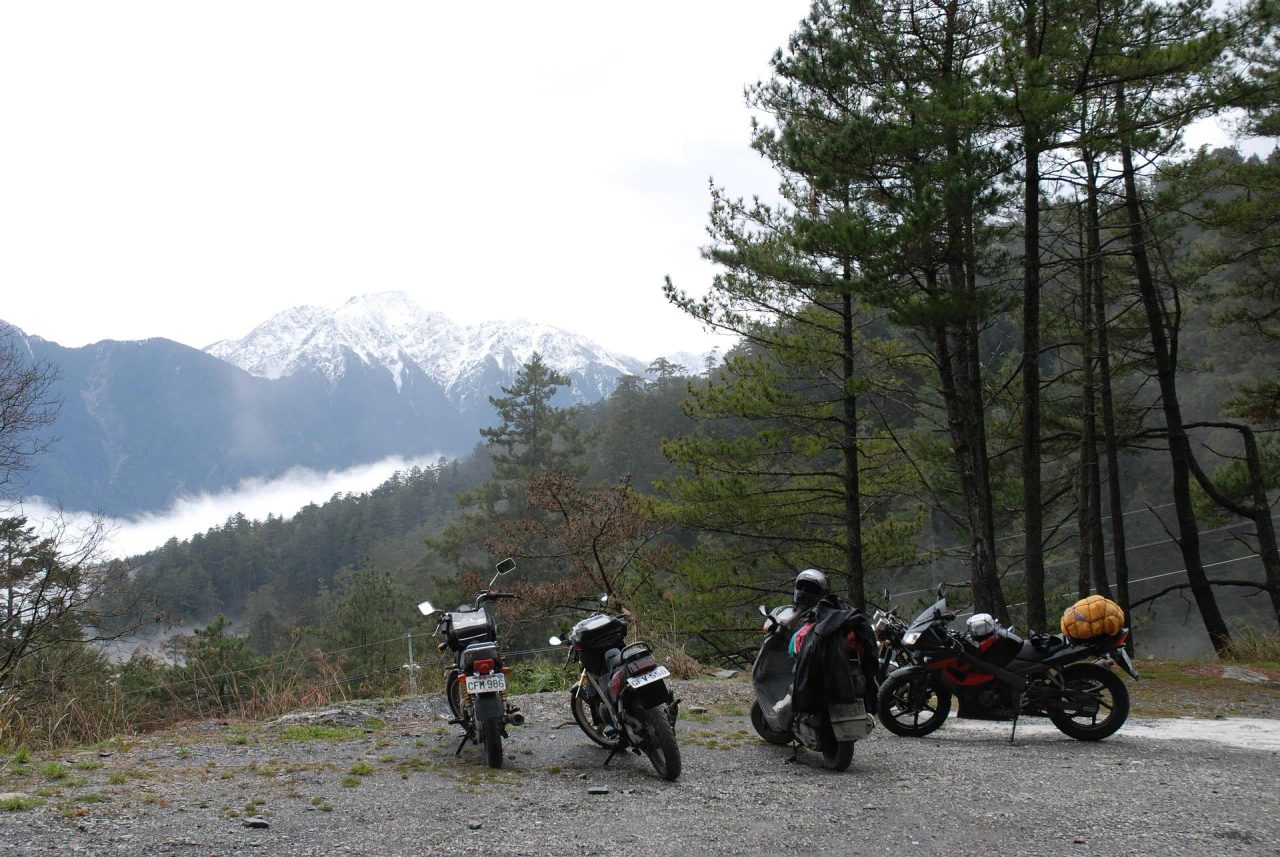 Viaggio in motobike in inverno