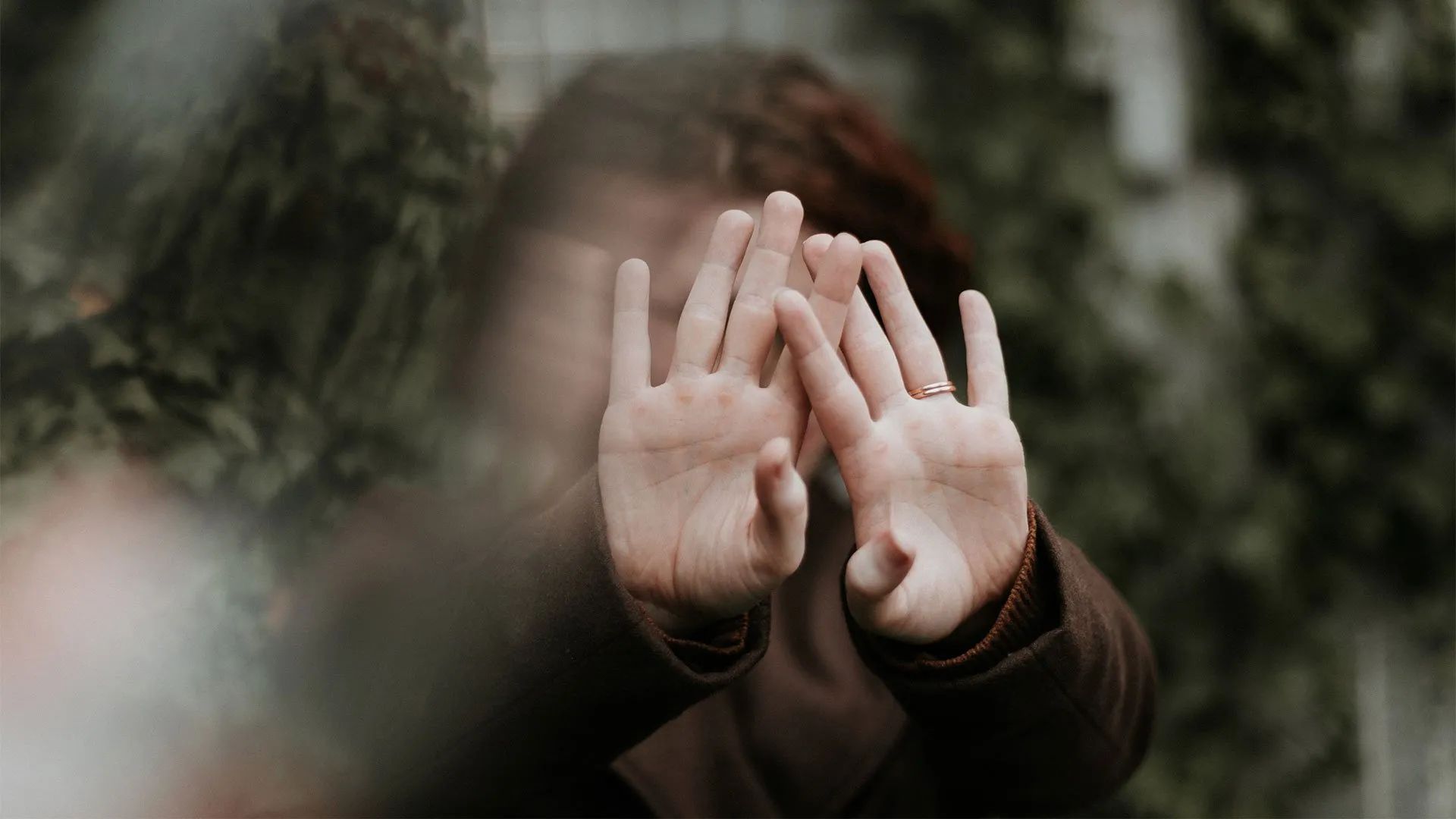 how to overcome shyness