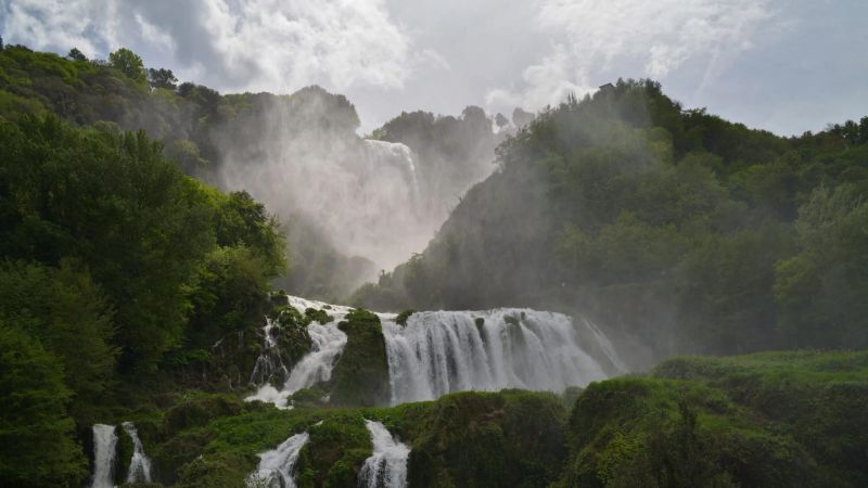 waterfalls in Italy