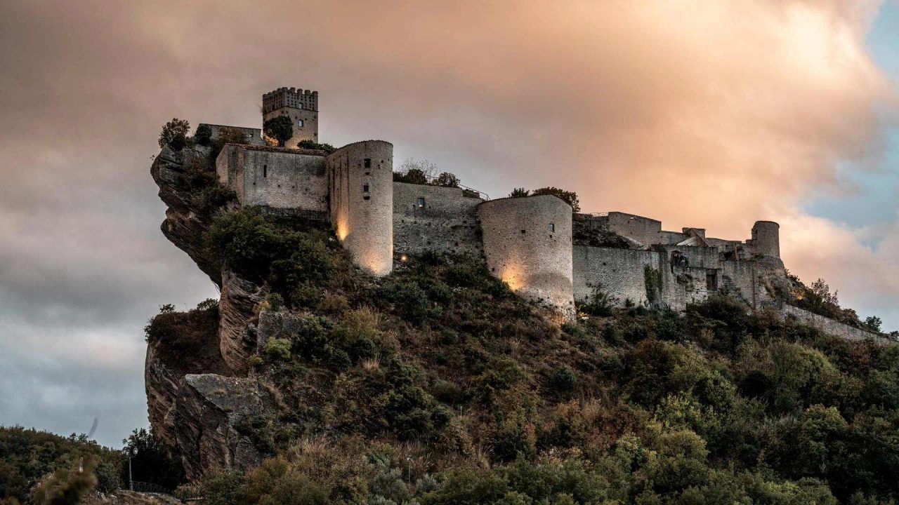 visita incontri scoperta vacanze luoghi città appuntamenti