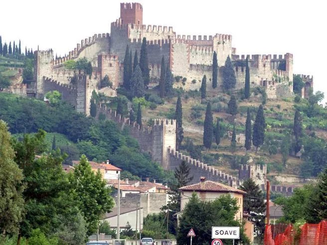 Borgo di Soave