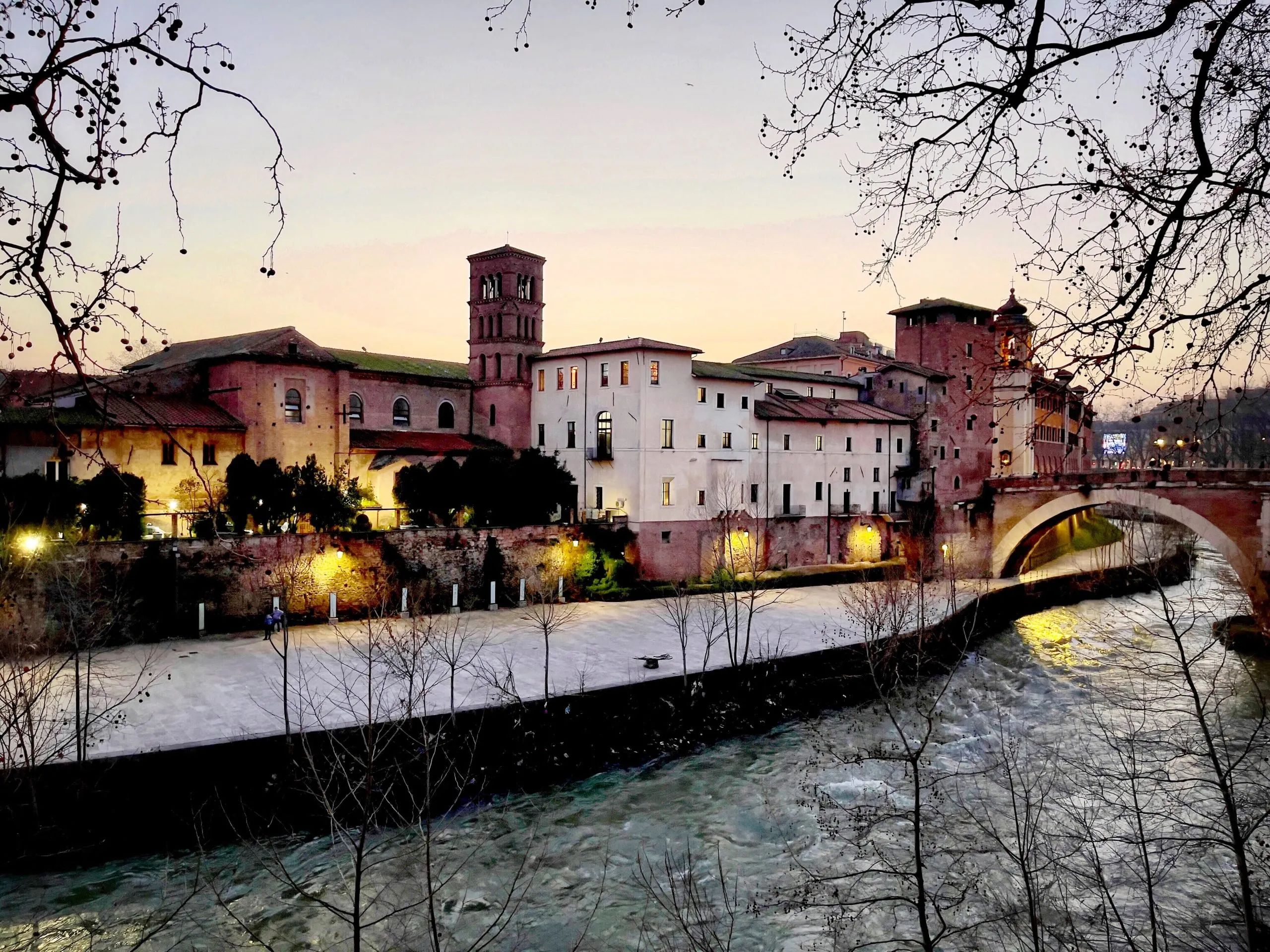 Tiberina: Discover the Secret Island in the Heart of Rome