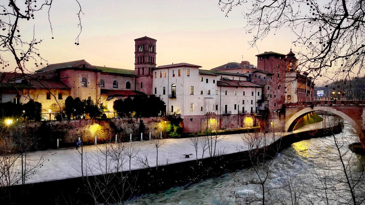 Tiberina: Discover the Secret Island in the Heart of Rome