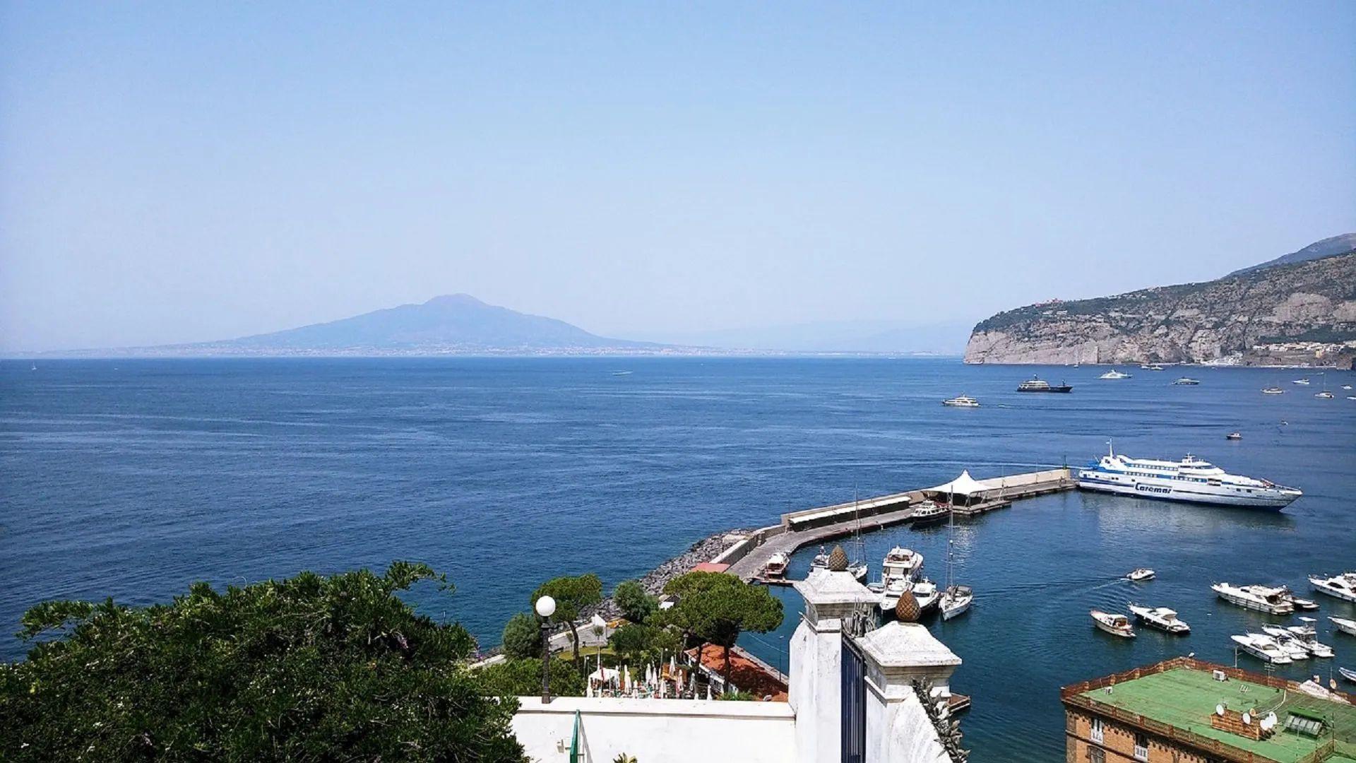Mini Italy Guide: The Best Meeters Trips