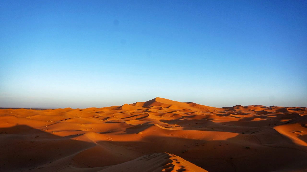 Sunrise Over the Merzouga Dunes: A Magical Experience in the Sahara Desert