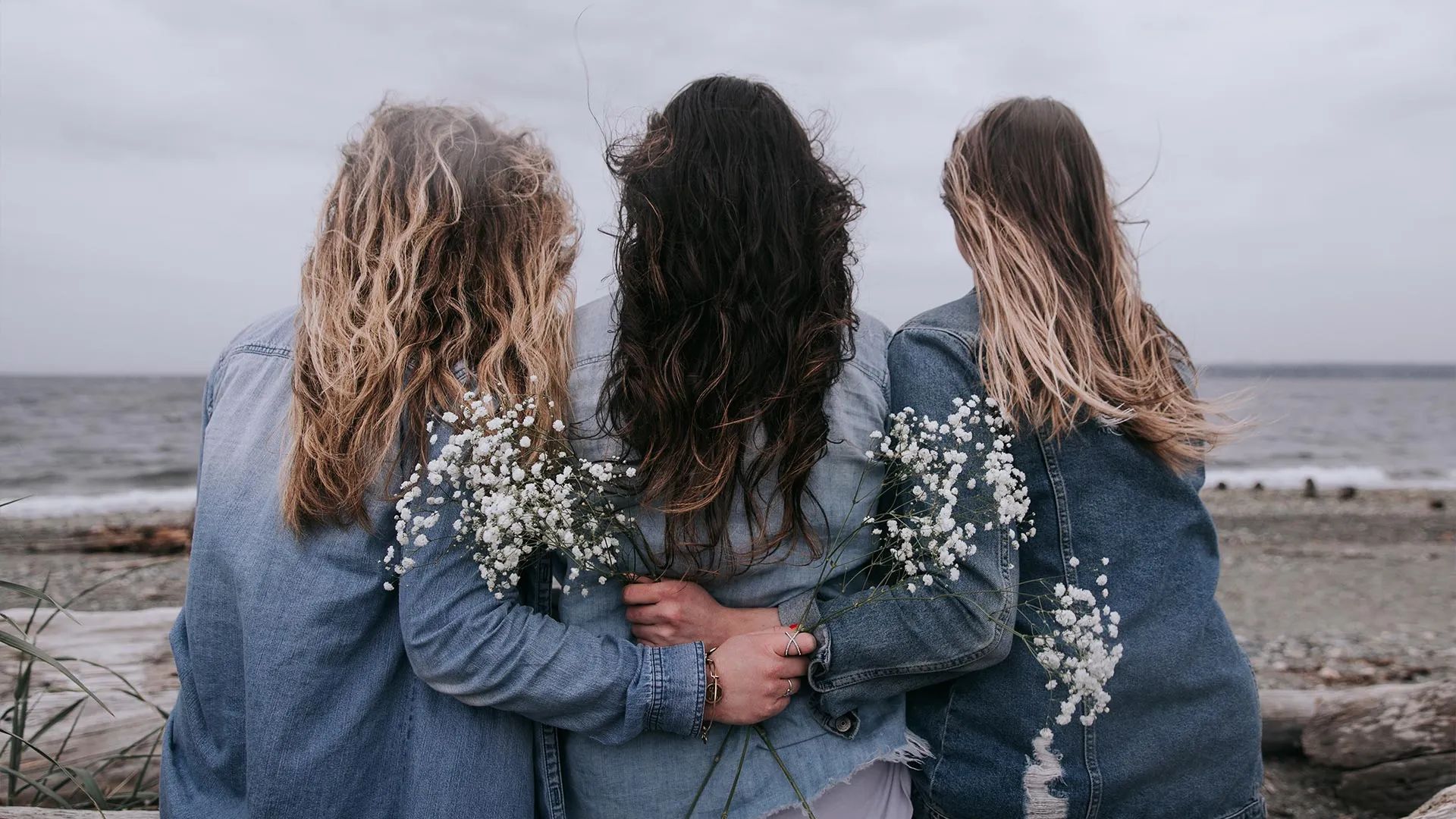 Finding Friends to Go Out With: 6 Tips