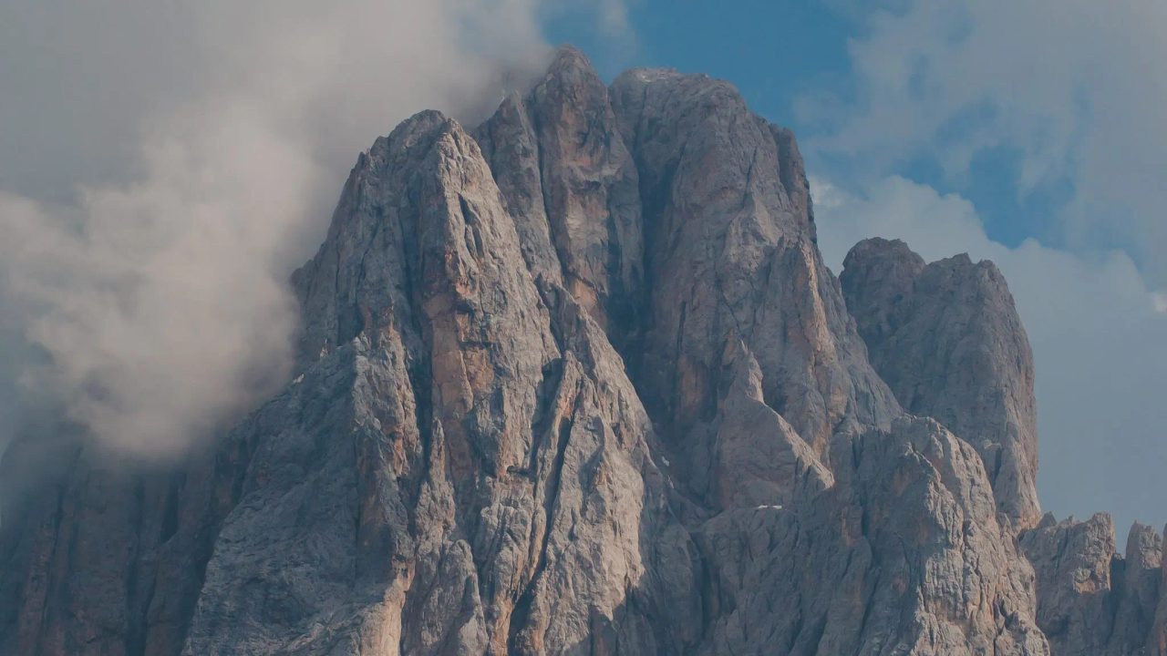 Canazei: Discover the Dolomites Paradise with Its Natural Wonders and Exciting Activities!