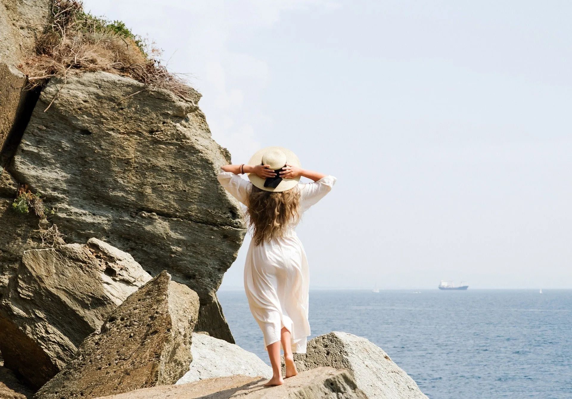 Woman, weekend at the beach in Italy