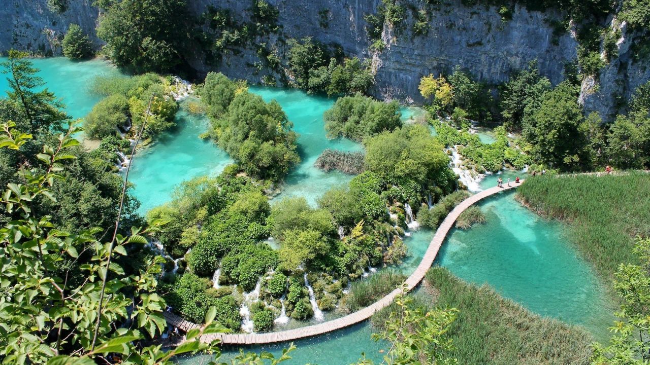 Combien de temps faut-il pour visiter les lacs de Plitvice ?