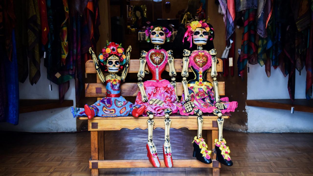 The Tradition of "Día de Muertos" in Mexico: Beyond Halloween
