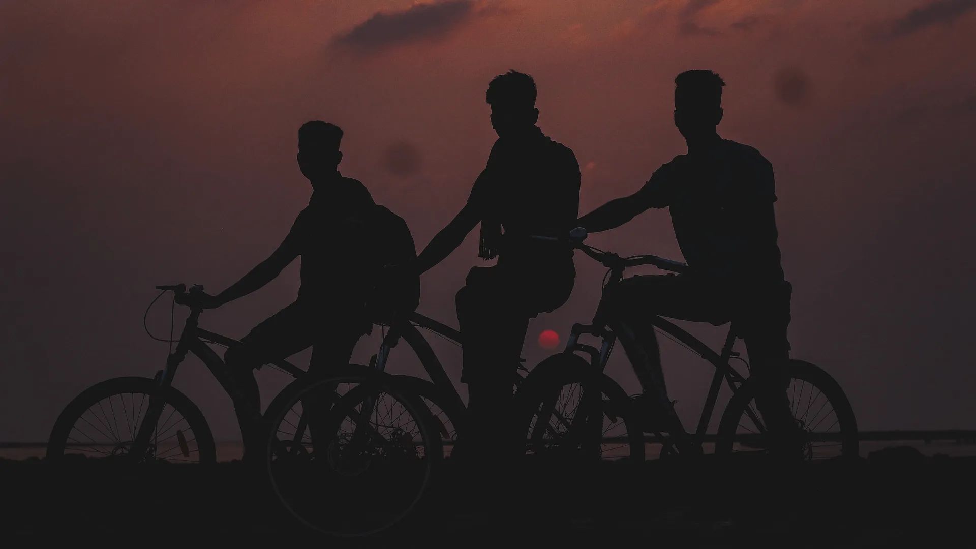 How to Make Friends While Traveling