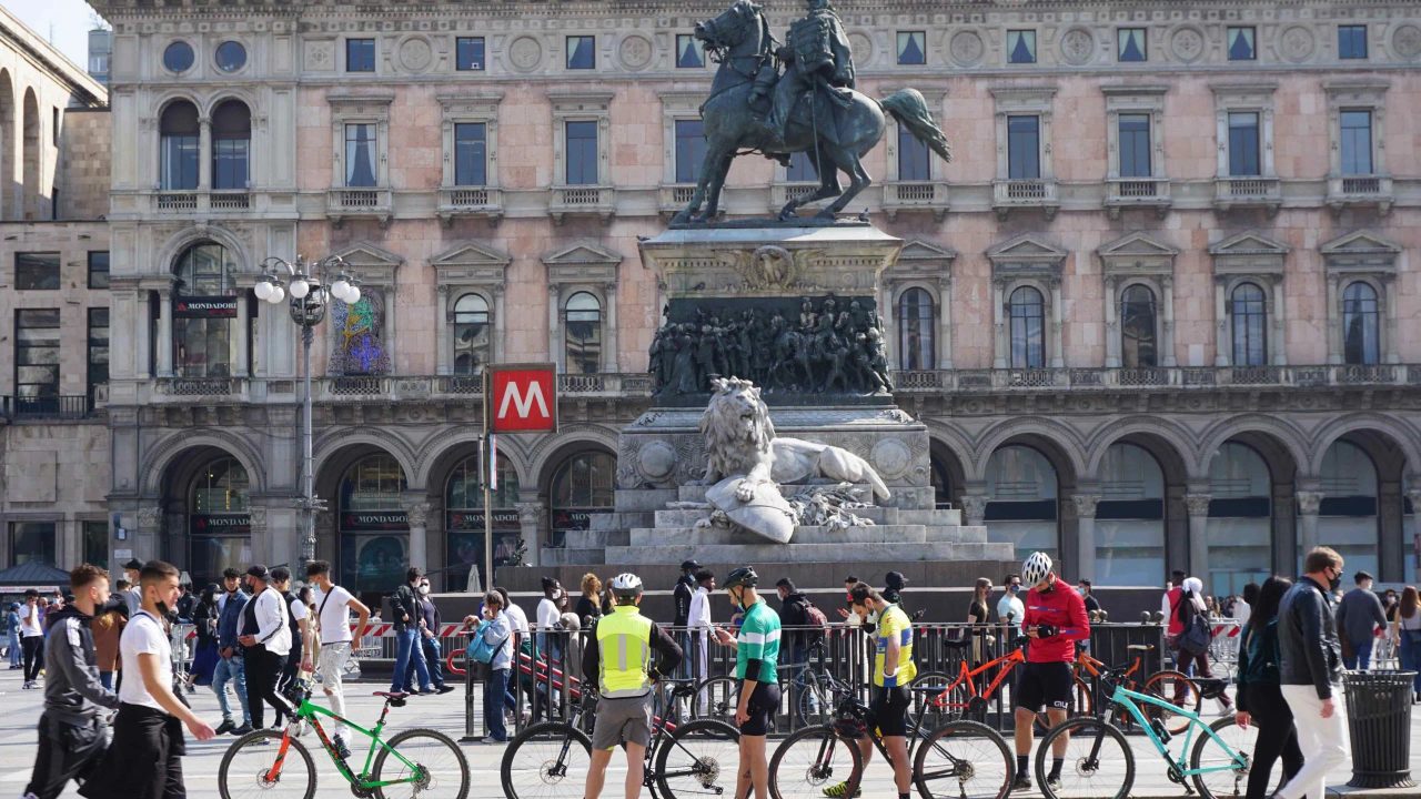 Milan bike paths
