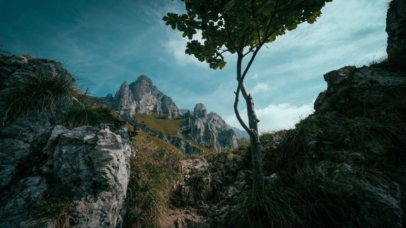 Hike at Pian dei Resinelli