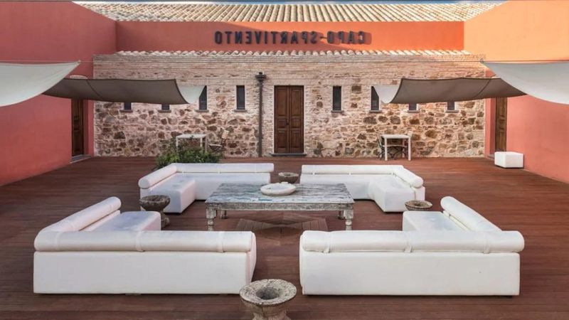 Dreamy Nights: Here Are 12 Unique Locations for a Stay ...
