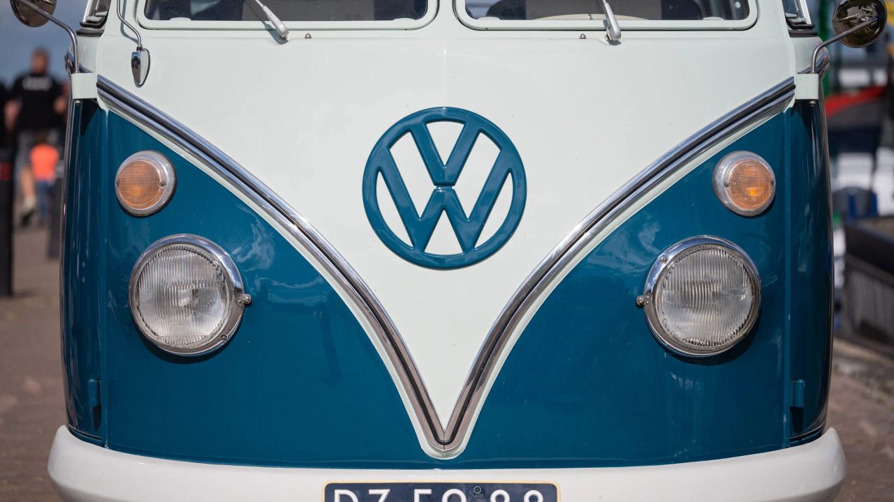 majestic bus