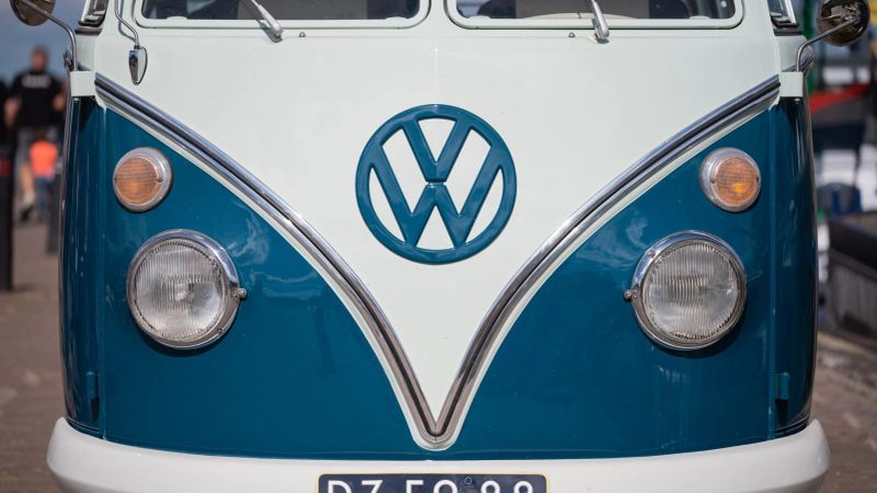 majestic bus