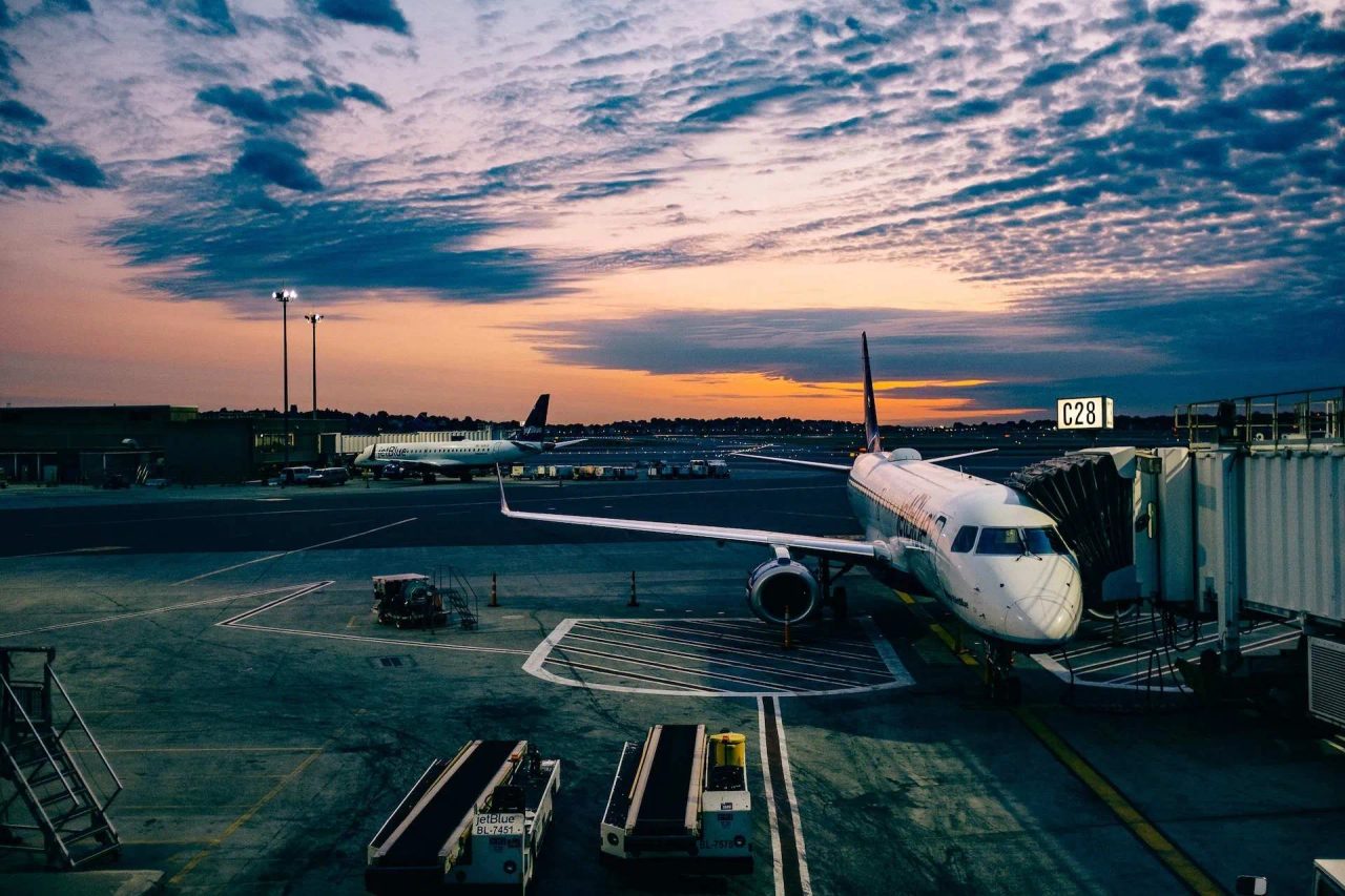 come viaggiare con un budget limitato blog modi vita vacanze qualcuno esperienze viaggiatori mondo parte paese articolo voli budget limitato biglietti