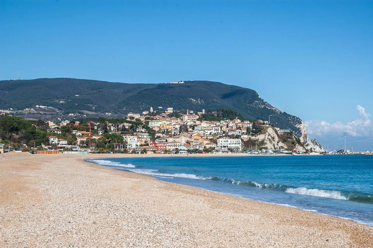 riviera del conero cosa vedere Cosa fare nel Conero in due giorni 