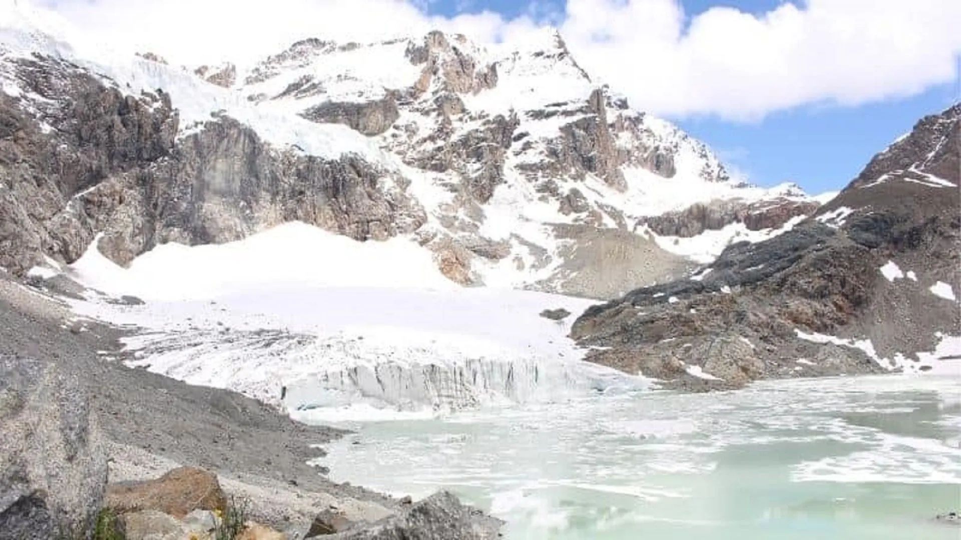 Trekking sur le glacier Fellaria : une expérience inoubliable