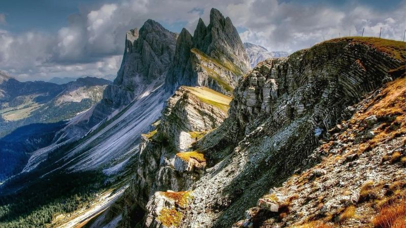 Exploring San Vito di Cadore: 7 Exciting Hikes Between Pelmo and Antelao
