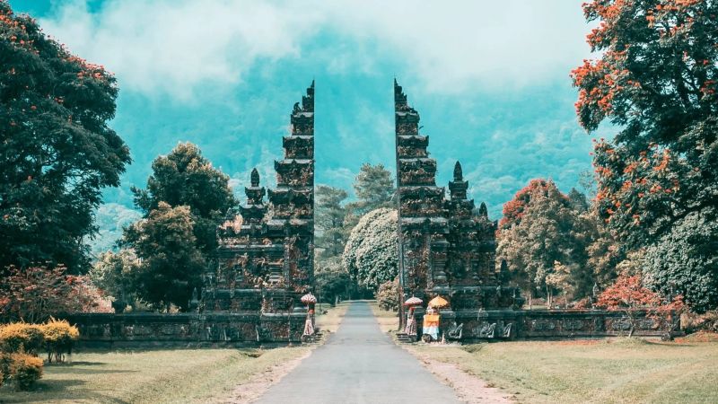 Le 8 spiagge di Bali da non perdere: dalle scogliere di Padang Padang alla magia di Uluwatu